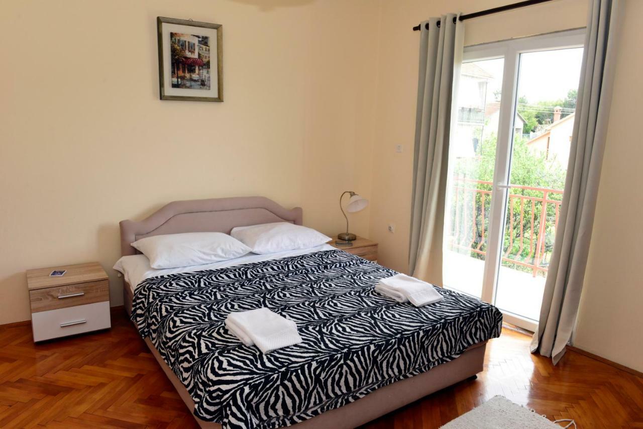 Sobe Tivat 호텔 외부 사진